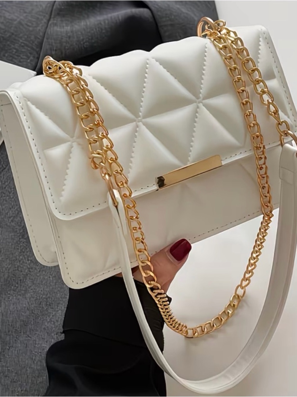 White Quilted Chain Shoulder Bag - Elegant Women's Crossbody